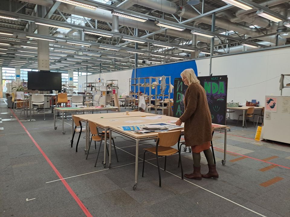 Judith Mestriner in de kunstacademie Sint Joost in Den Bosch